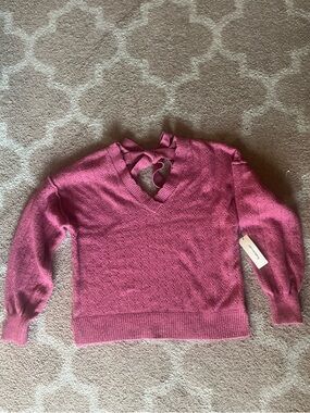Francesca's Collections Raspberry Tie-Back V-Neck Sweater